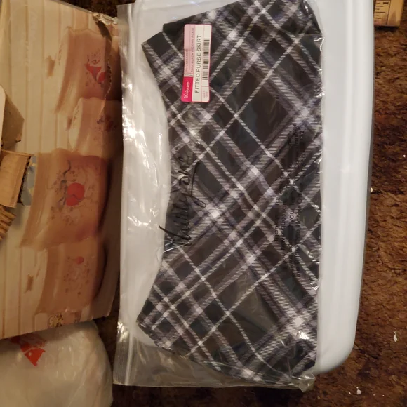 Black Floral Women's Bag - Picture 11 of 14